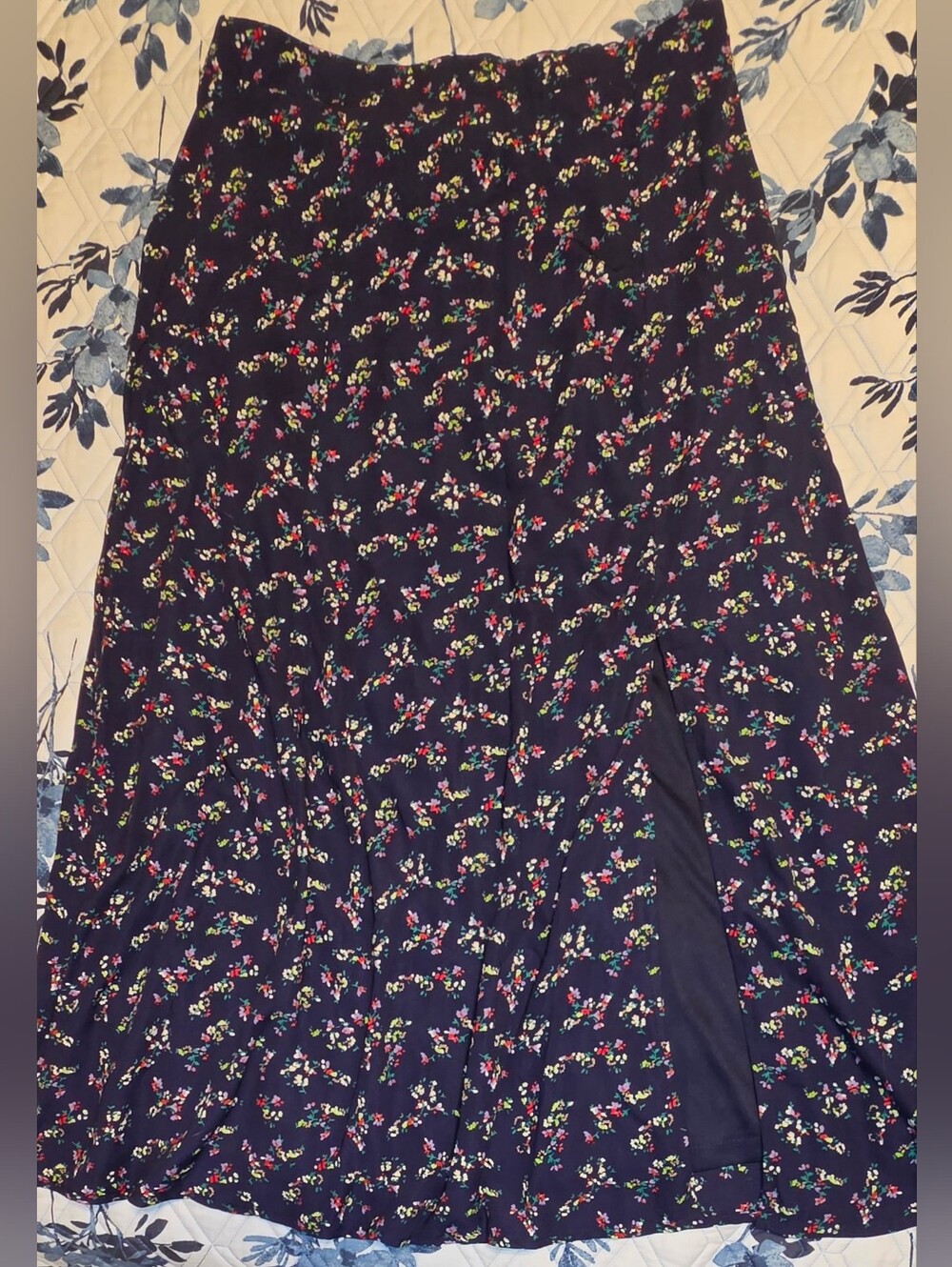 Lulus Floral Midi Skirt NWT Medium Navy Blue A-Line Flowy Cottagecore Spring